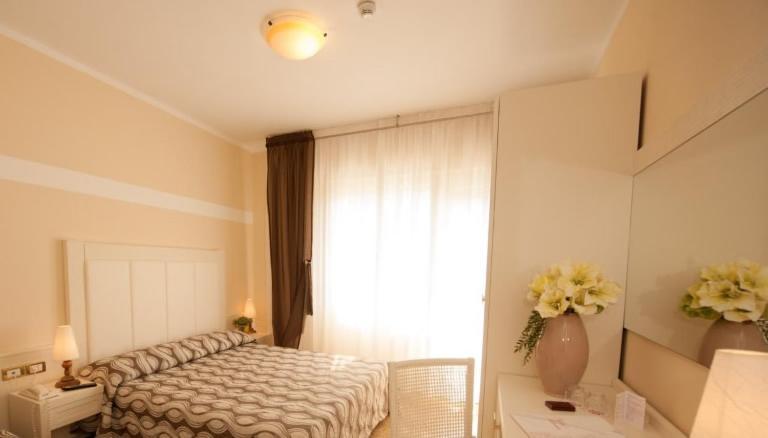 Hotel Astoria 3*