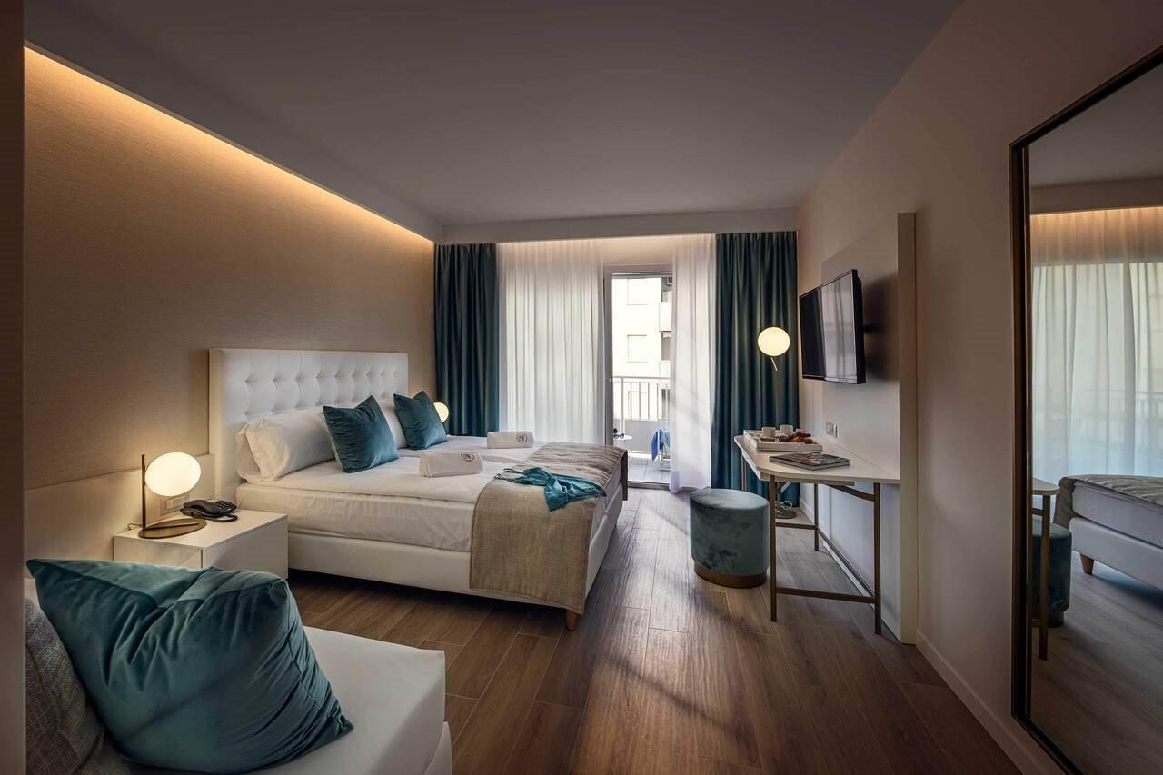 Hotel Astoria 3*