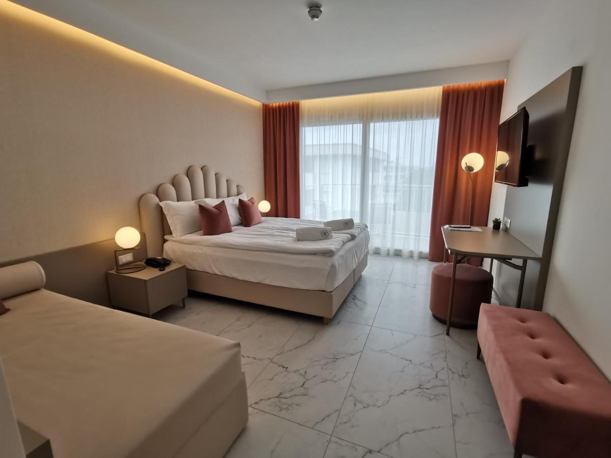 Astoria Hotel