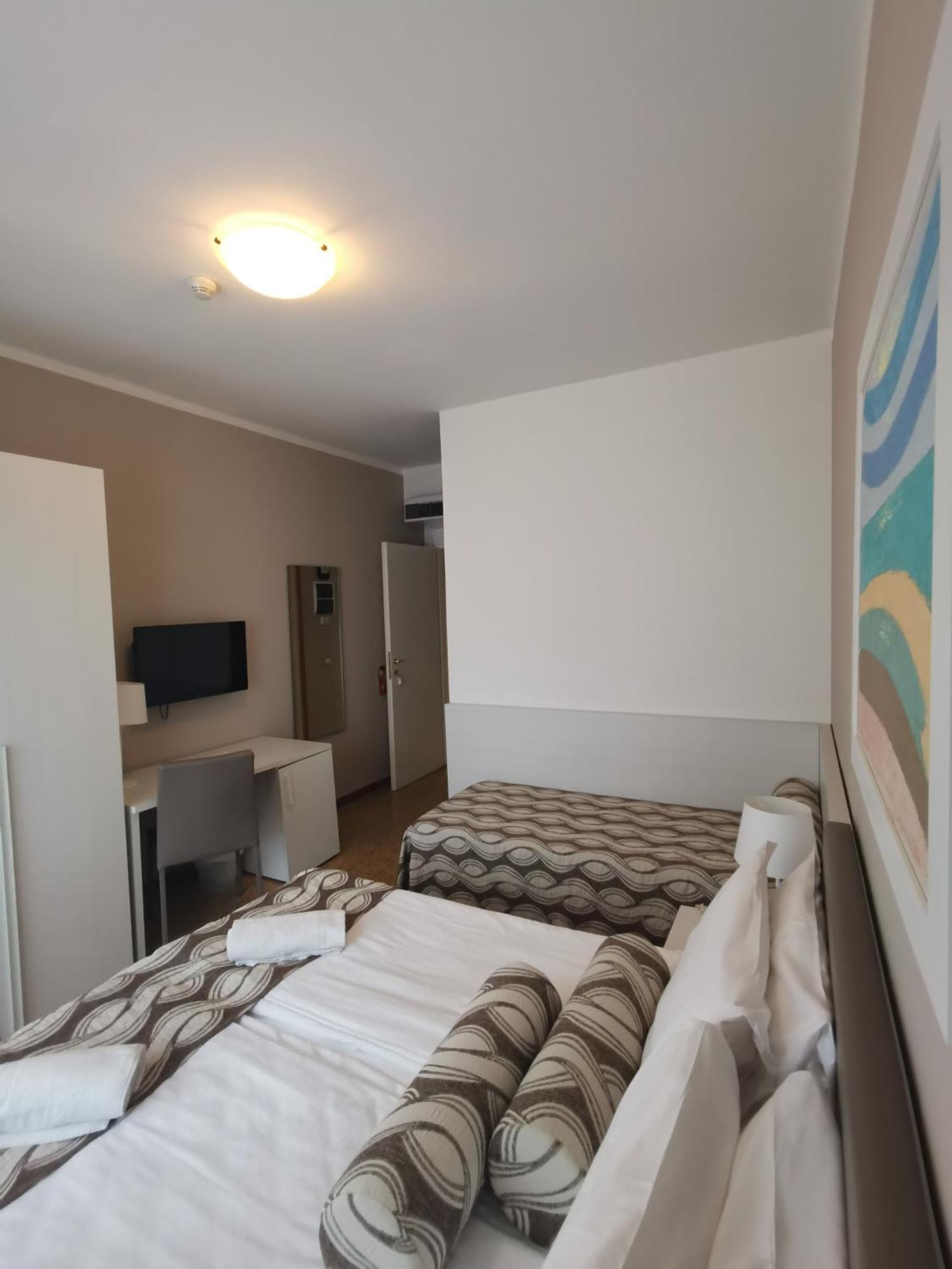 Hotel Astoria 3*